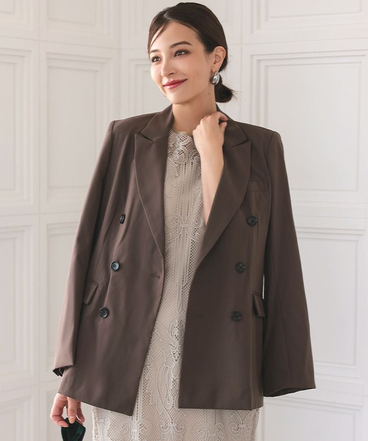 peaked lapel jacket