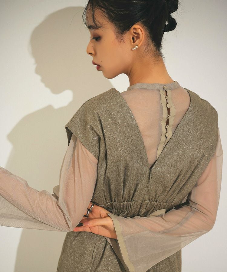V line jacquard dress