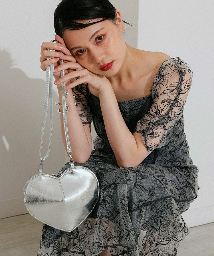 wave piping frare dress