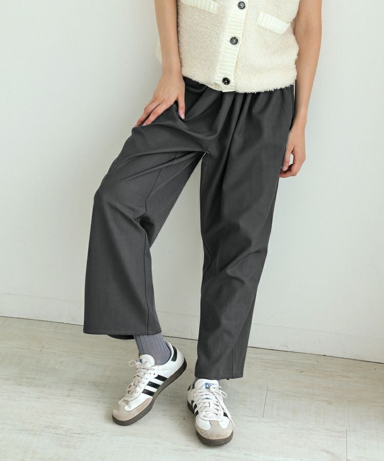 ドレープパンツ