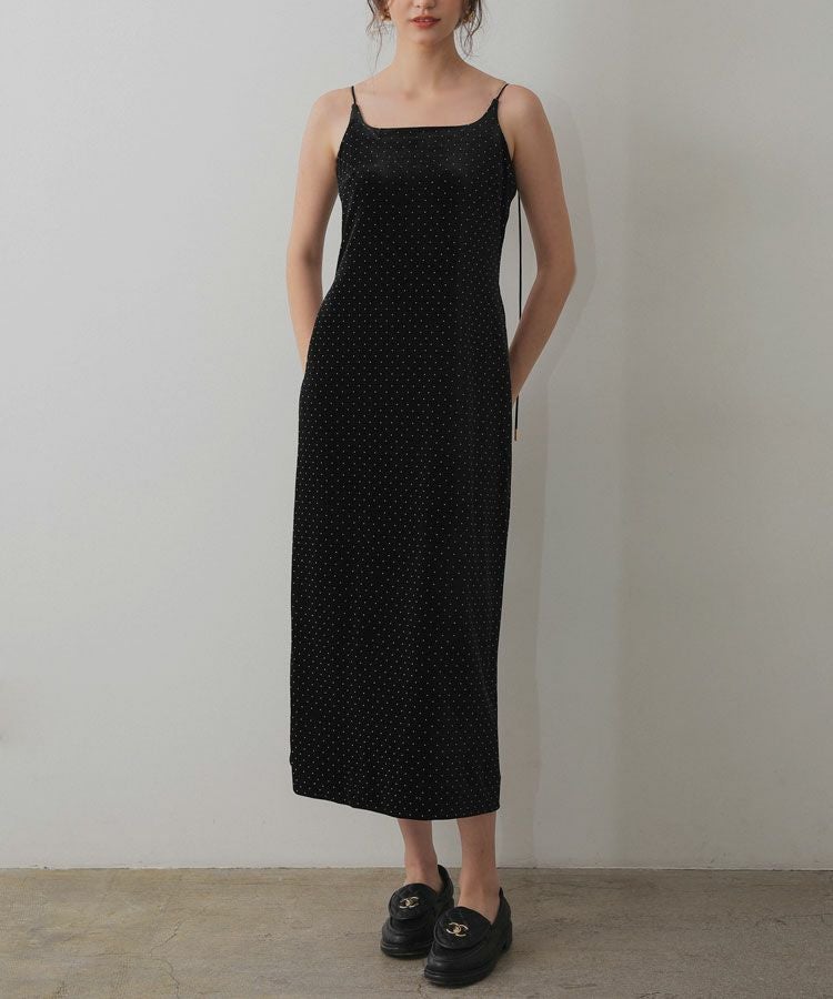 curved square velour dress