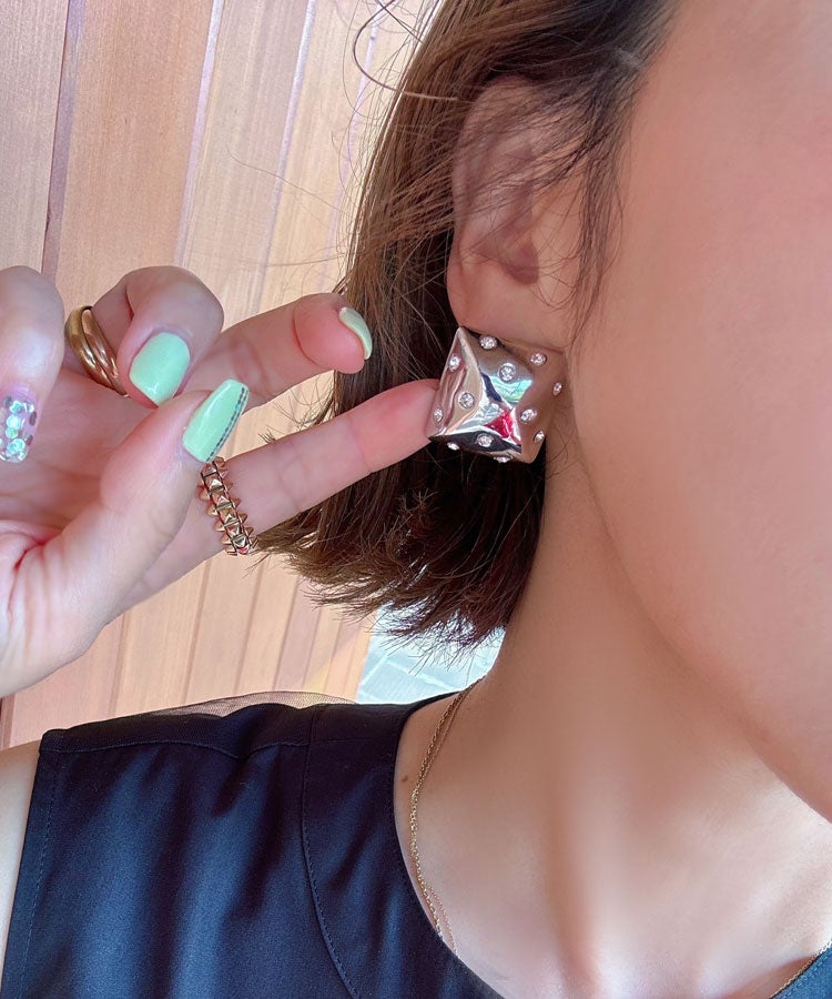 ジュエルスクエアピアス メール便 [C]